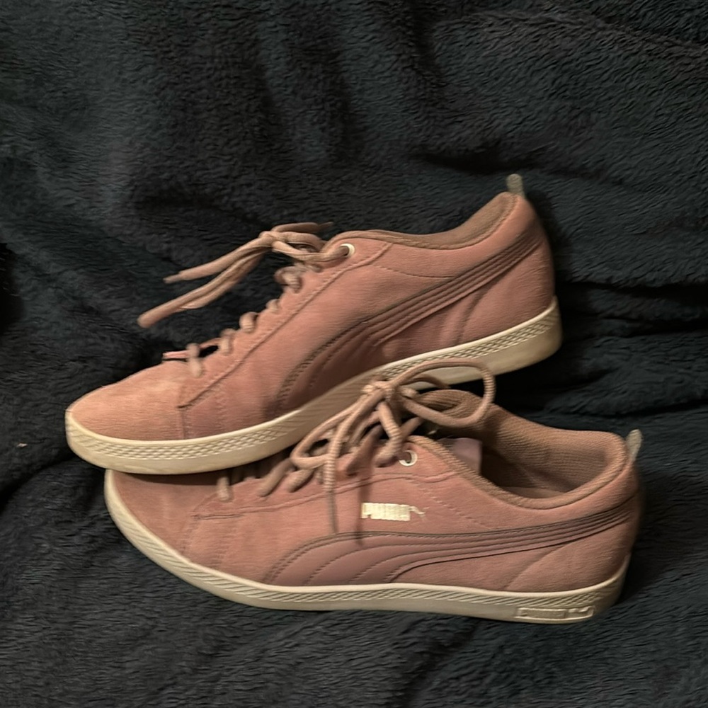 Puma Mauve Women’s Casual Shoe Size 8.5